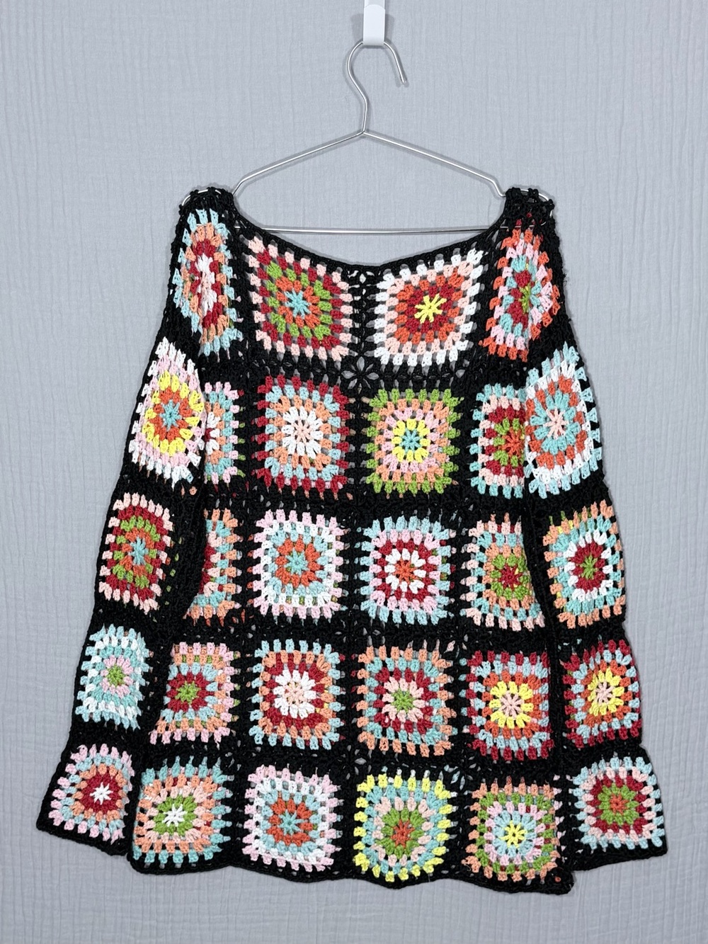 BiBi Granny Square Crochet Cardigan Sweater NWT Large - Picture 3 of 8